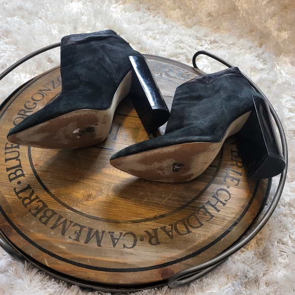Saks Fifth Avenue black suede heeled booties - Picture 3 of 8
